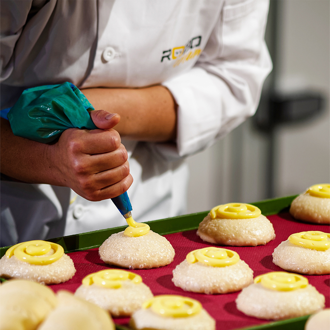 Crema pasticcera, pasticceria professionale, cuoci crema, cuocicrema, pasticceria Italiana,
custard cream, pastry cream, cream cooker, pasto cream